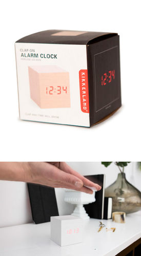 Reloj en forma de cubo con alarma natural