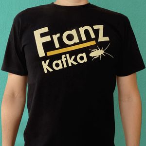 Playera UNISEX Franz Kafka Negra / Extra Extra Grande