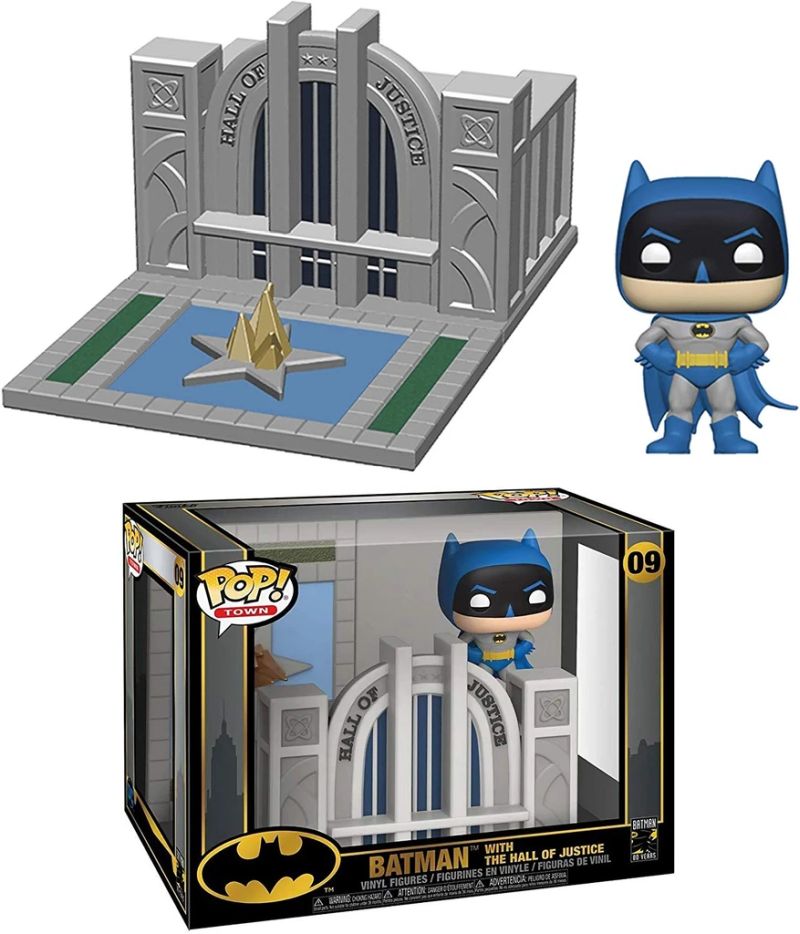 Batman 80 Years - Batman - The Hall of Justice / Funko Pop! Town #09.  Figuras coleccionables. Librería El Sótano